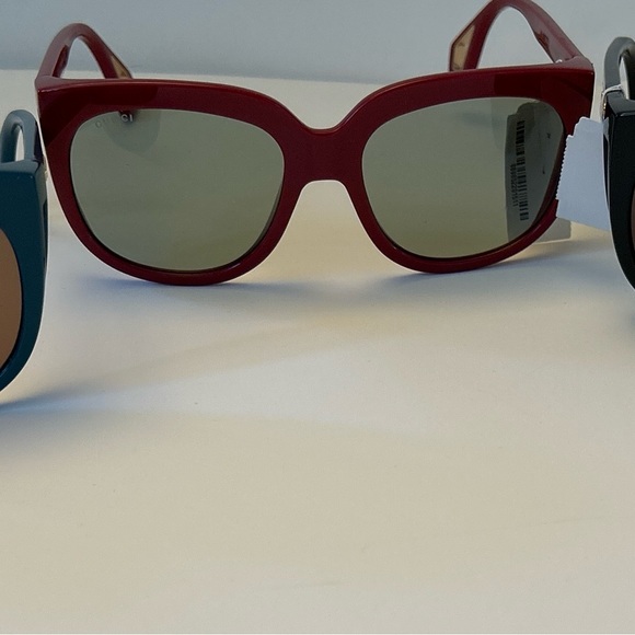 New Gucci sunglasses - Picture 2 of 5